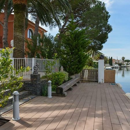 Villa Requesens On Canal Empuriabrava Exteriér fotografie