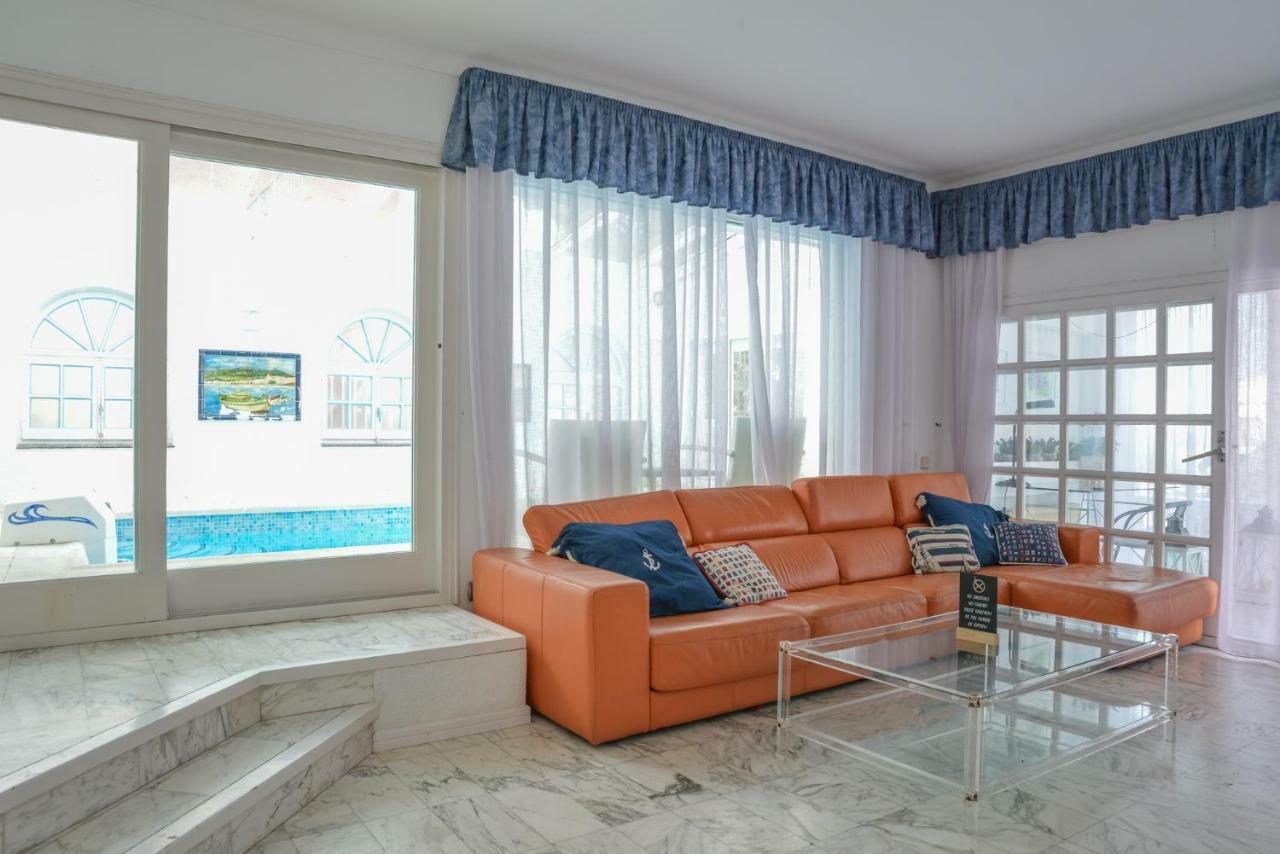 Villa Requesens On Canal Empuriabrava Exteriér fotografie